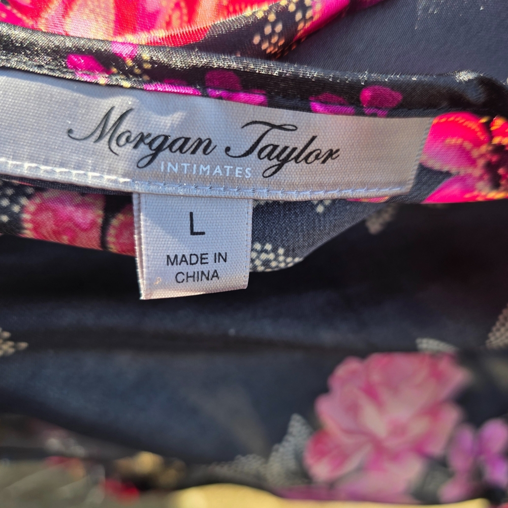 Morgan Taylor Black and Pink Floral Women's Robe Set L/XL - Picture 12 of 14